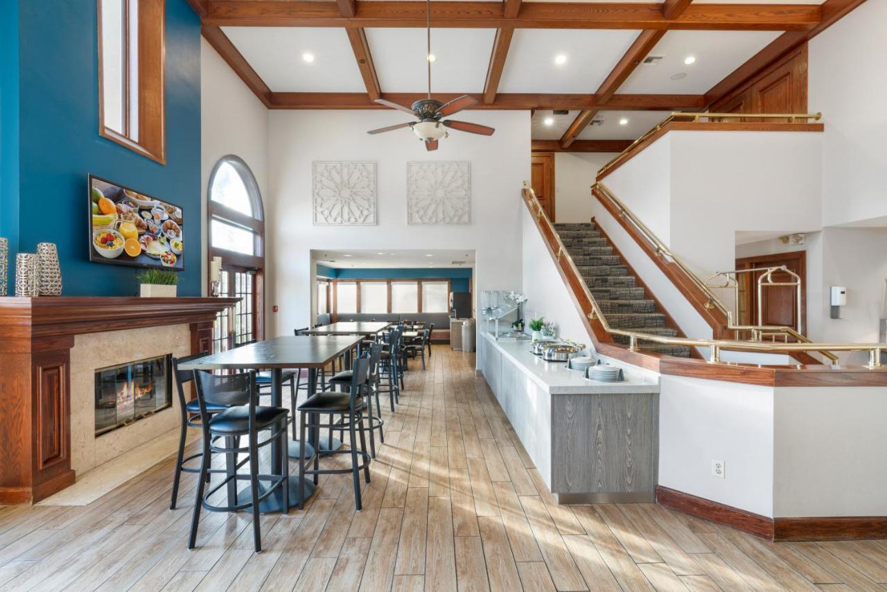 Chase Suites Brea-Fullerton - North Orange County Εξωτερικό φωτογραφία