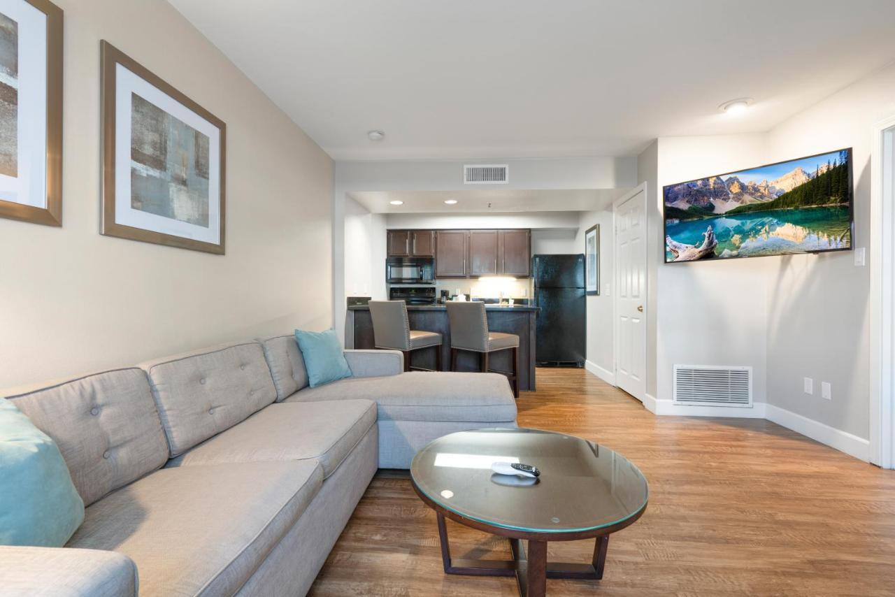Chase Suites Brea-Fullerton - North Orange County Εξωτερικό φωτογραφία