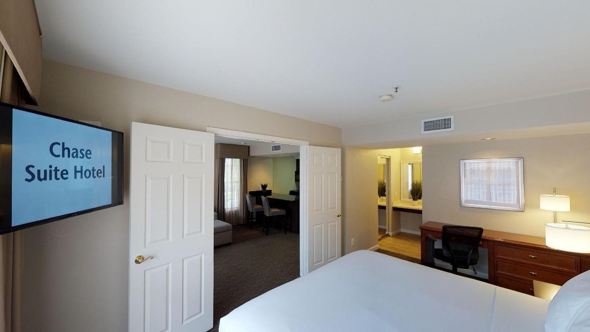 Chase Suites Brea-Fullerton - North Orange County Εξωτερικό φωτογραφία