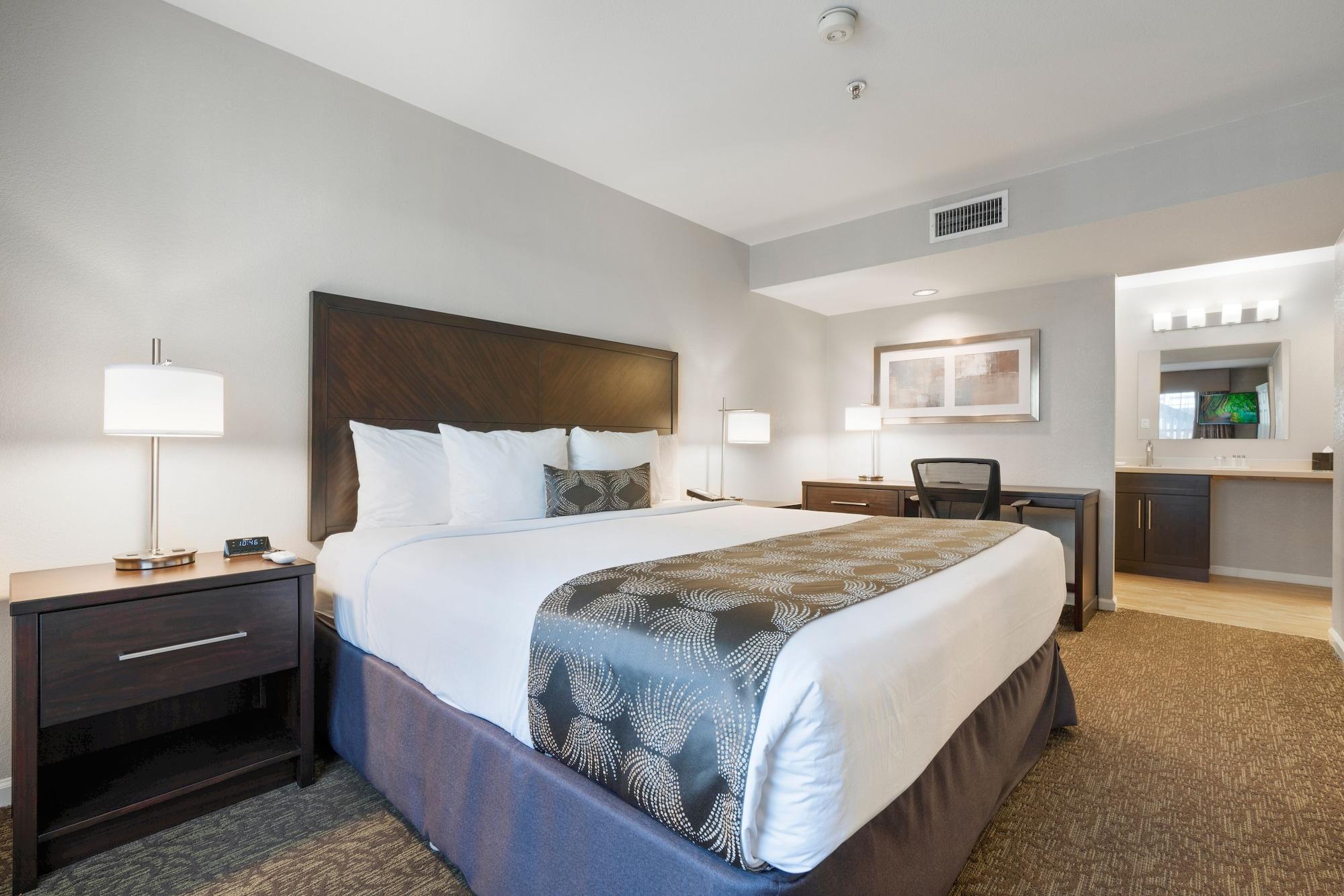 Chase Suites Brea-Fullerton - North Orange County Εξωτερικό φωτογραφία