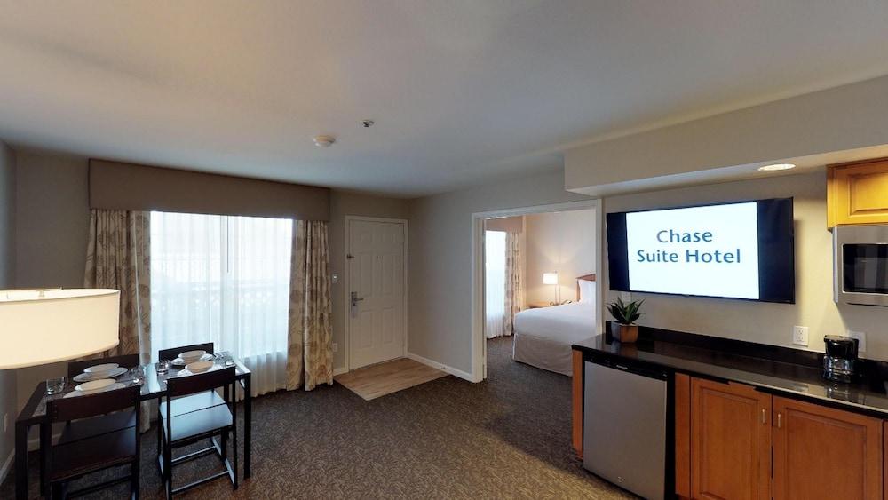 Chase Suites Brea-Fullerton - North Orange County Εξωτερικό φωτογραφία
