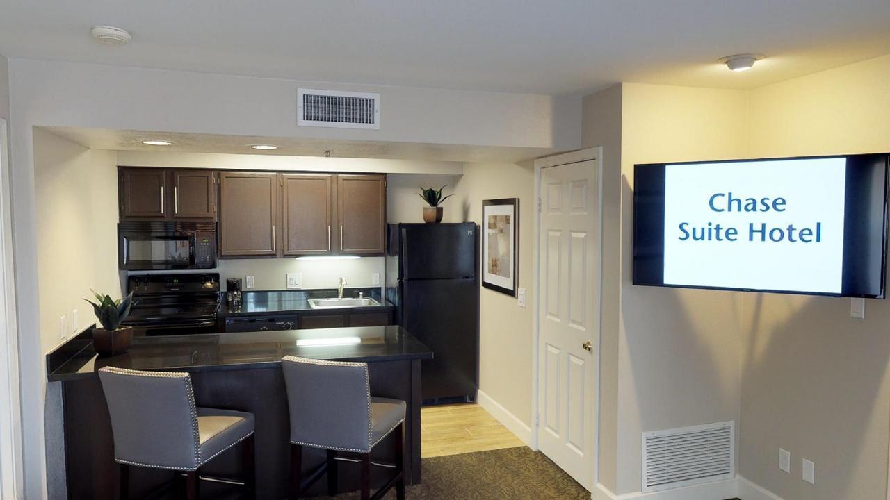Chase Suites Brea-Fullerton - North Orange County Εξωτερικό φωτογραφία